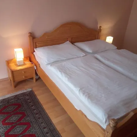 Kamil Apartments, Lux, 95m2 * 卡罗维发利